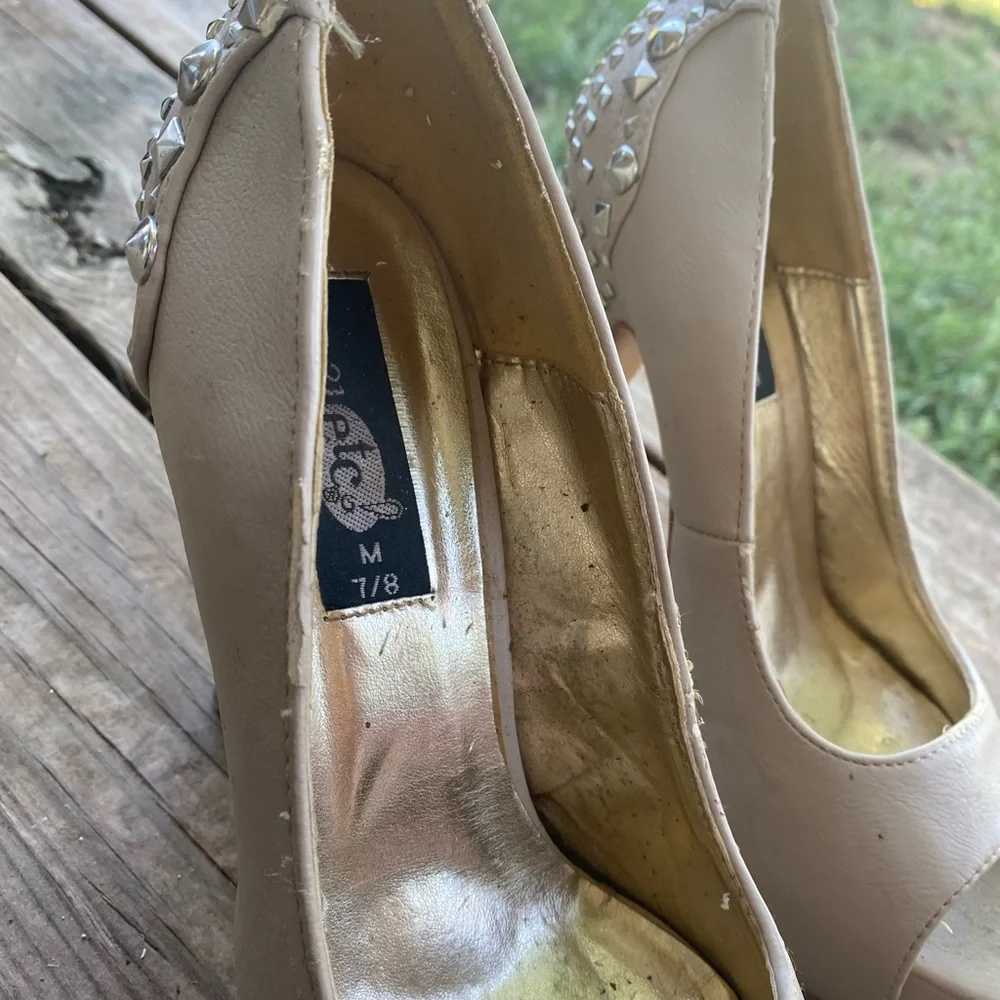 Y2K nude studded pumps stilettos - Picture 6 of 11